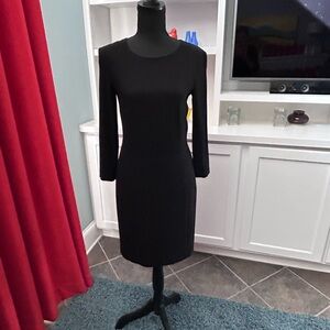 Joseph Sheath Dress
Three-Quarter Sleeve with Bateau Neckline